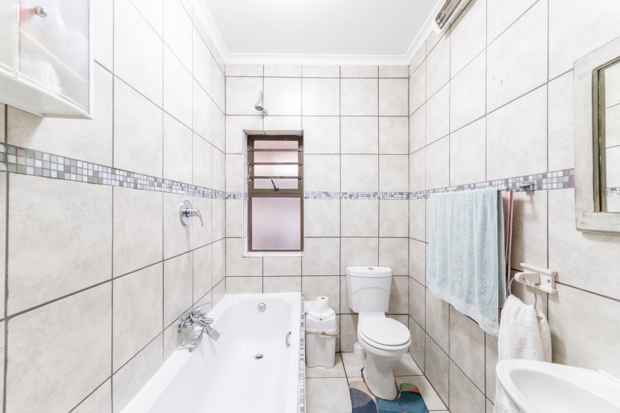 4 Bedroom Property for Sale in Rouxville Western Cape
